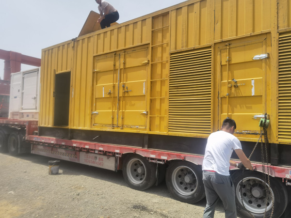 南坤镇除了负载情况和发动机维护,还有哪些因素会影响 200kw 柴油发电机的油耗?