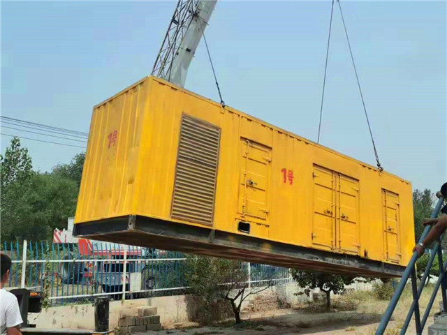 南坤镇300KW柴油发电机组油耗是多少？