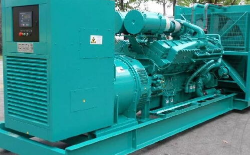 南坤镇柴油发电机组冬季使用中需要注意哪些事项？